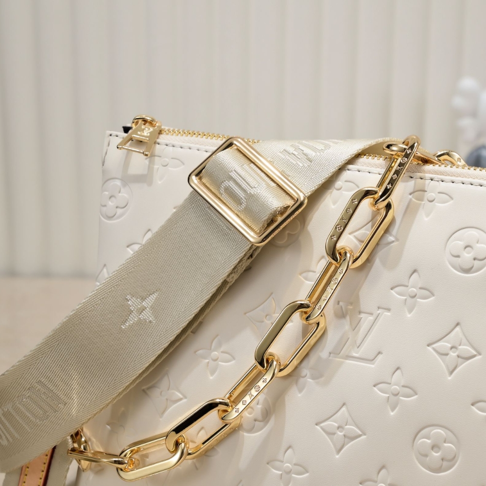 Louis Vuitton Coussin PM Cream 26Cm M57793 - Image 6