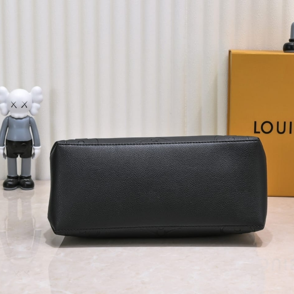Louis Vuitton Petit Palais Monogram Empreinte Leather Black 29Cm M58916 - Image 5
