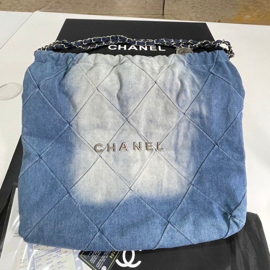 Chanel 22 Handbag Washed Denim Silver Tone Metal Blue 41Cm AS3261 B10439 NM981 - Image 2