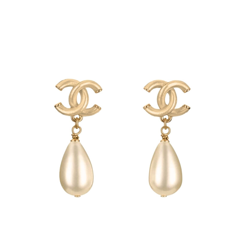 Chanel Cc Pearl Drop Earrings A98327