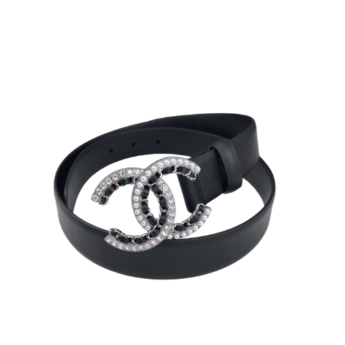 Chanel Cc Logo In Silver Metal And Black Leather 28Mm