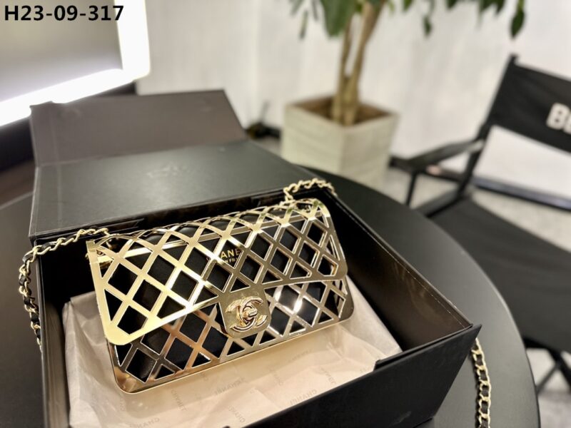 Alternative view of Chanel Metallic Diamond Lined Black Leather Chain Flap Bag Gold 18Cm As2514 B05552 Nc533