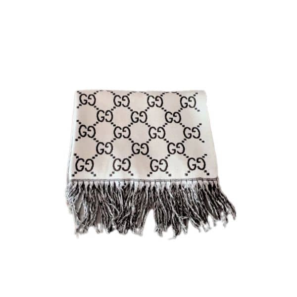 Gucci Gg Jacquard Scarf Wihte And Black