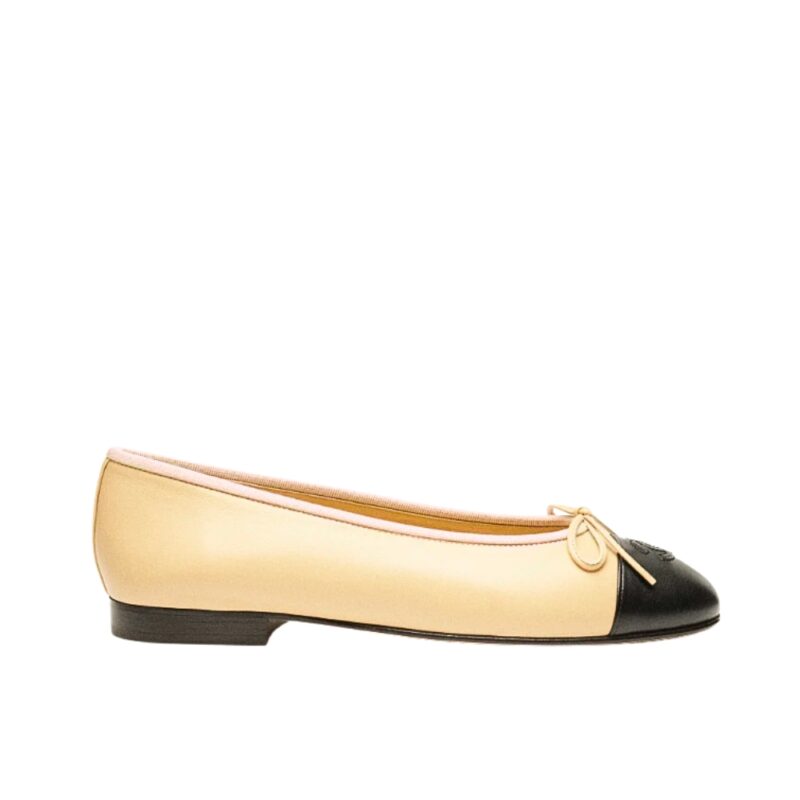 Chanel Cc Ballet Flats Beige And Black