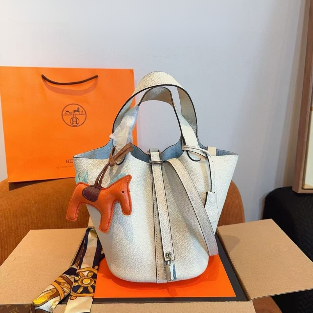 Hermes Picotin Lock 18 Bag Silver White 18Cm 056289CC10 - Image 2
