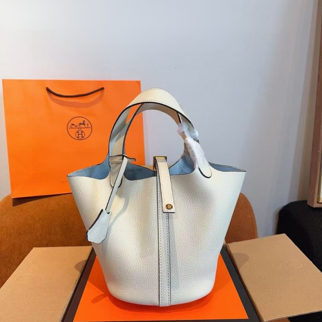 Hermes Picotin Lock 18 Bag Silver White 18Cm 056289CC10 - Image 3