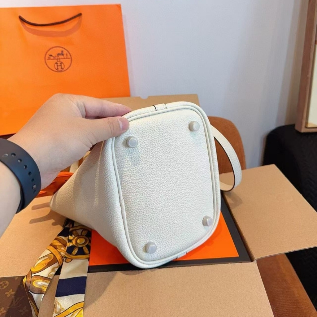 Hermes Picotin Lock 18 Bag Silver White 18Cm 056289CC10 - Image 4