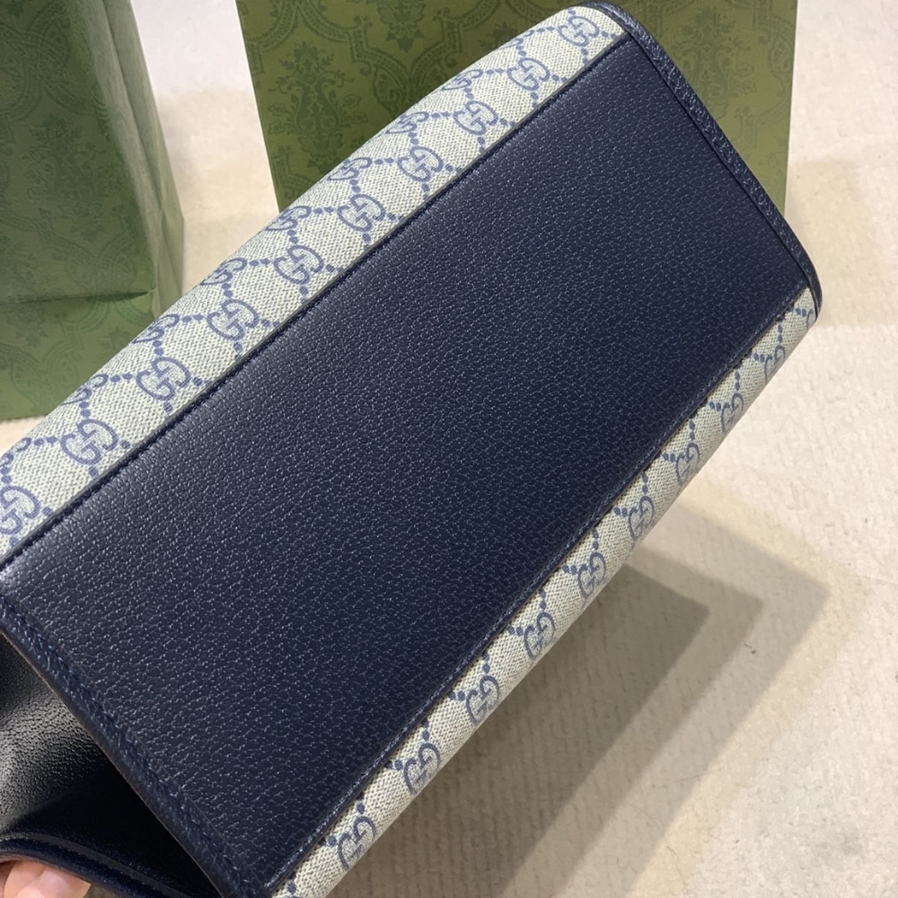 Iconic Set: Gucci Tote Bag With Interlocking G And Ophidia Zip Around Wallet - Image 6