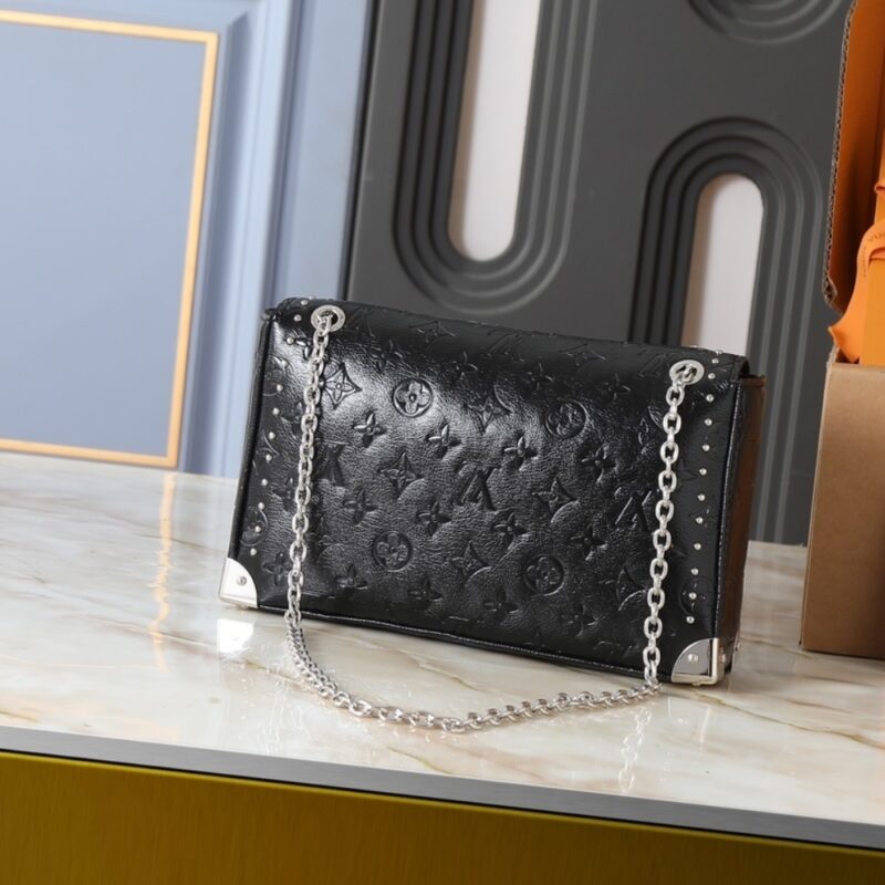 Alternative view of Louis Vuitton Trunkie Black 27Cm M28137