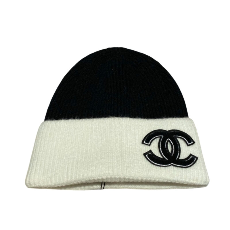 Chanel Beanie Cashmere Wool White