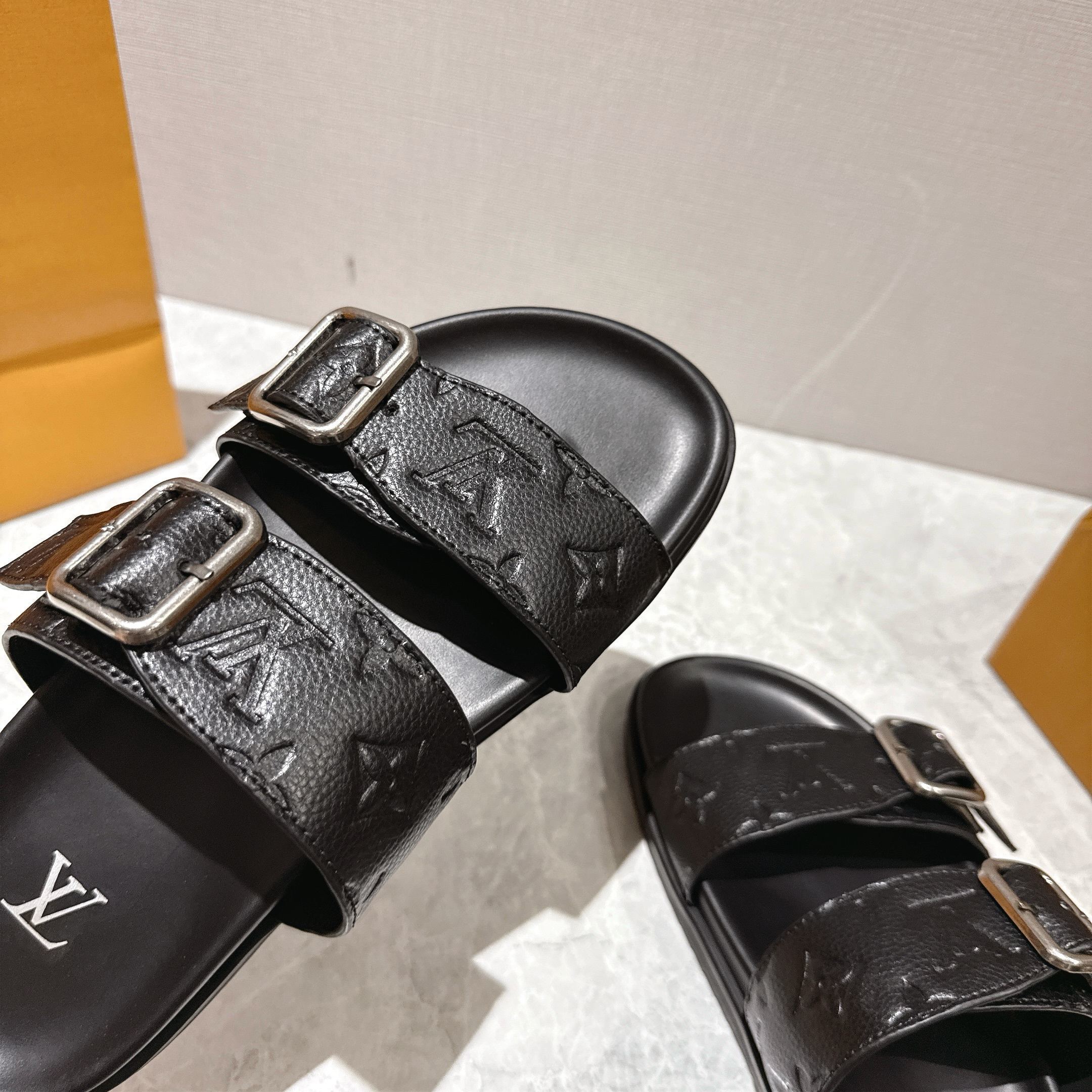 Louis Vuitton LV Venice Mule Black 1AHSJC - Image 4