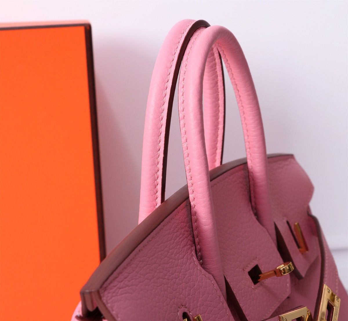 Hermes Birkin 30 Togo Leather Gold Hardware Light Pink 30Cm - Image 4