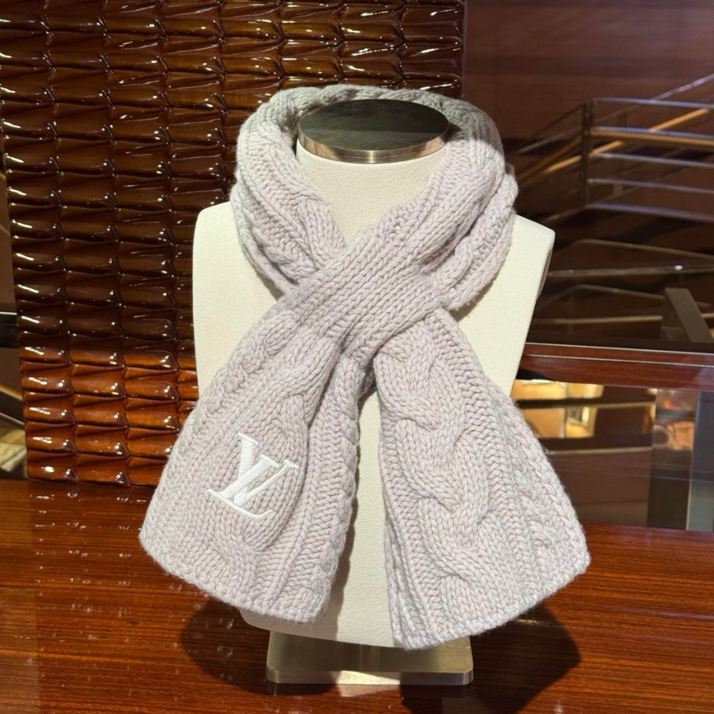 Louis Vuitton Only LV Mini Cable Scarf Beige 150Cm M96754 - Image 2
