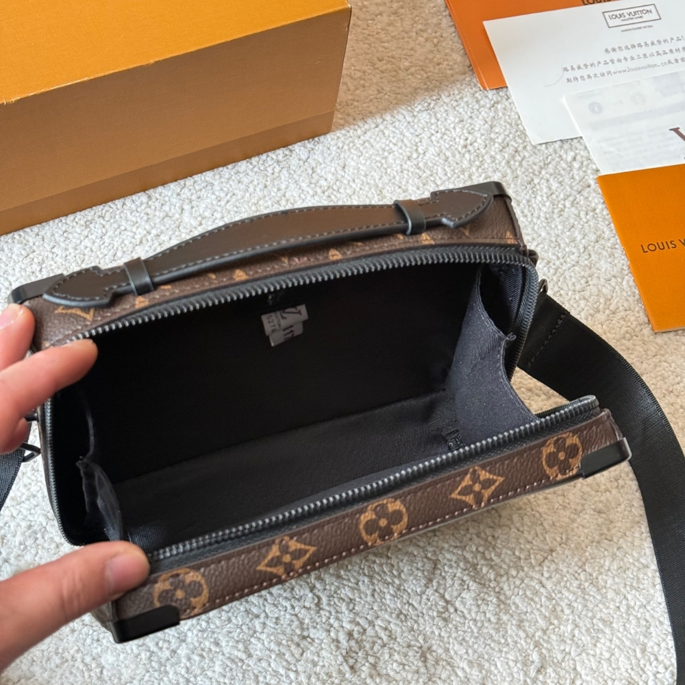 Louis Vuitton Handle Soft Trunk Macassar Monogram Black 21Cm M45935 - Image 9