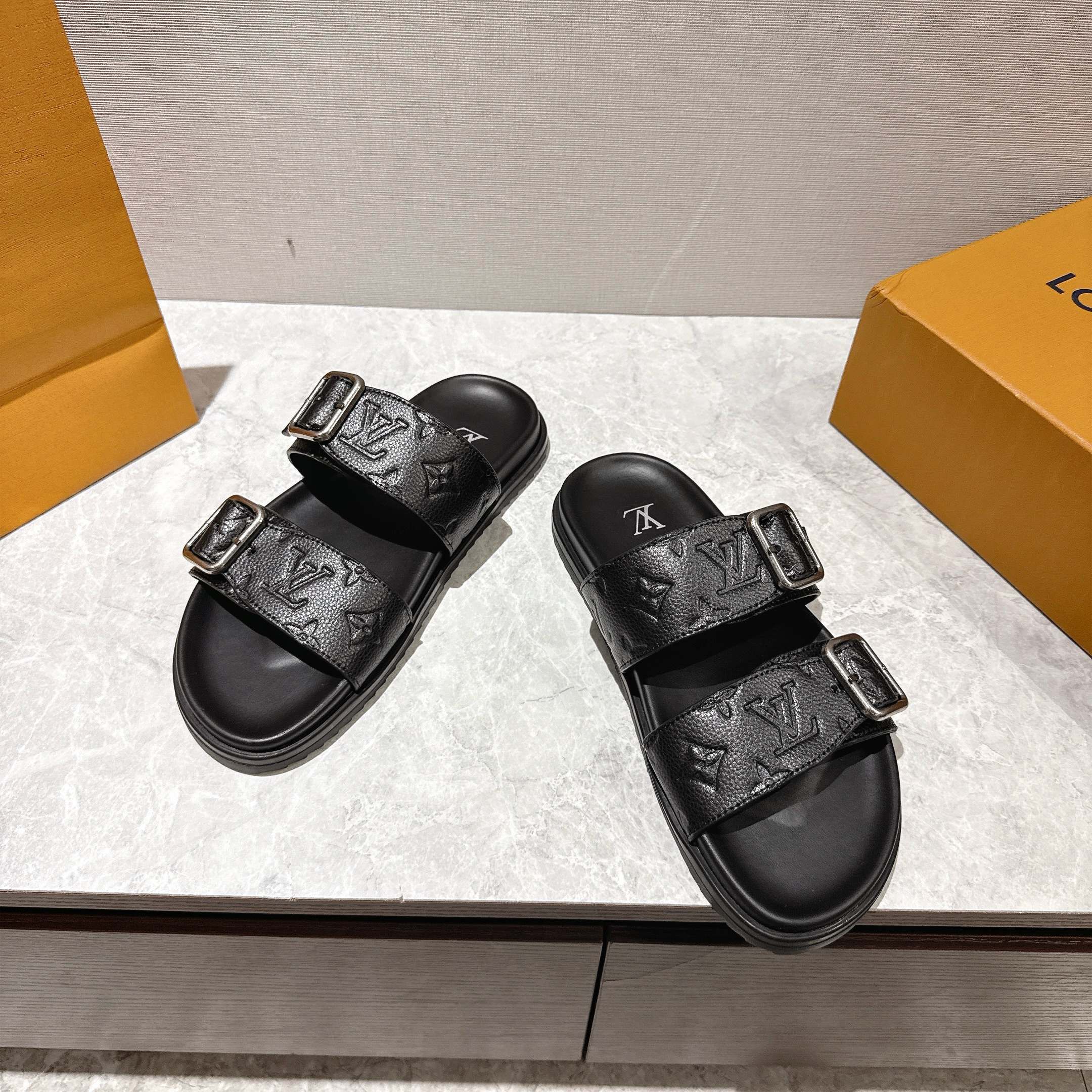 Louis Vuitton LV Venice Mule Black 1AHSJC - Image 7