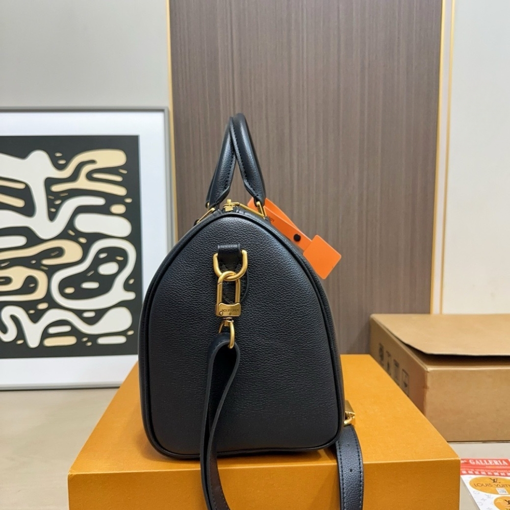 Louis Vuitton Speedy Soft 30 Black 30Cm M24891 - Image 3