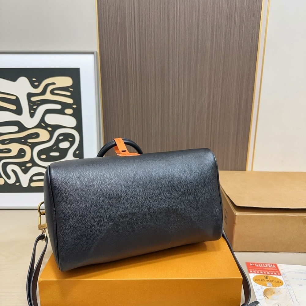 Louis Vuitton Speedy Soft 30 Black 30Cm M24891 - Image 5