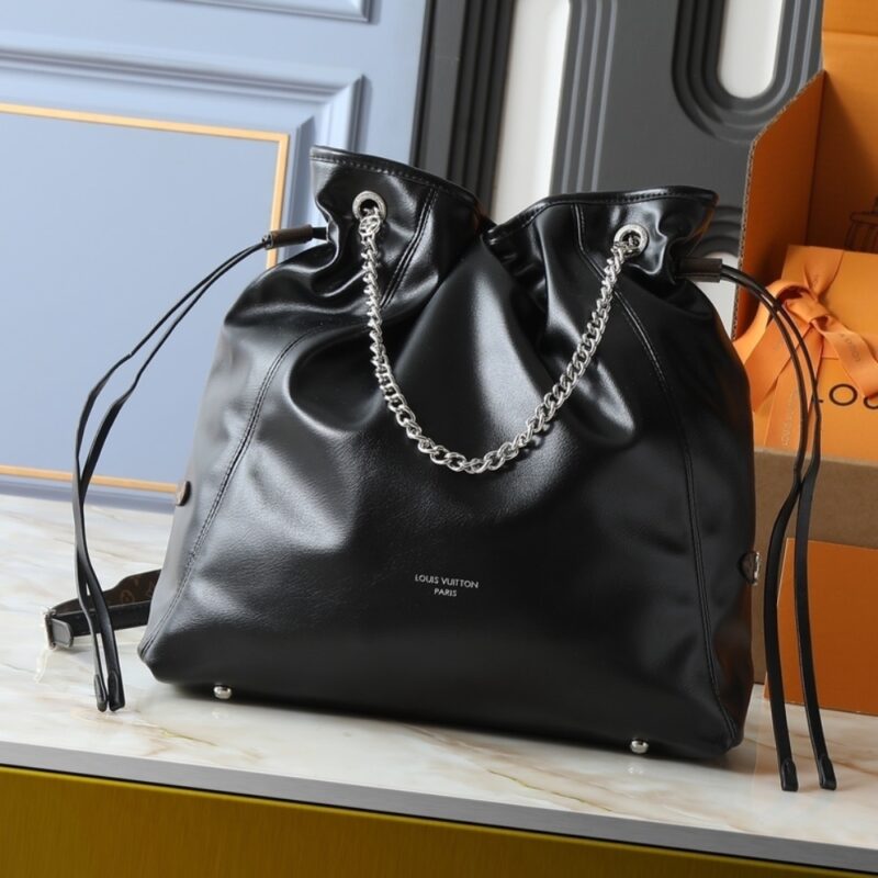 Alternative view of Louis Vuitton Off Duty Vibe MM Black 33Cm M25545