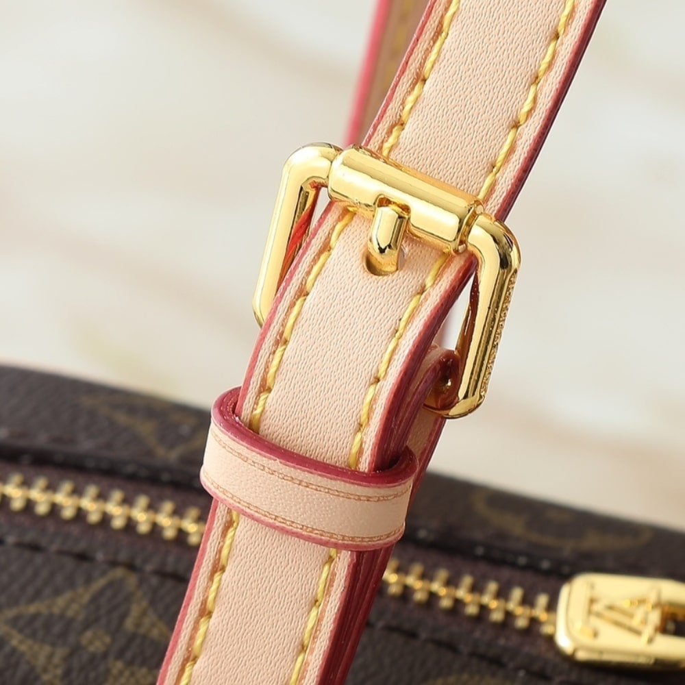 Louis Vuitton Hang On Brown 26Cm M47031 - Image 8