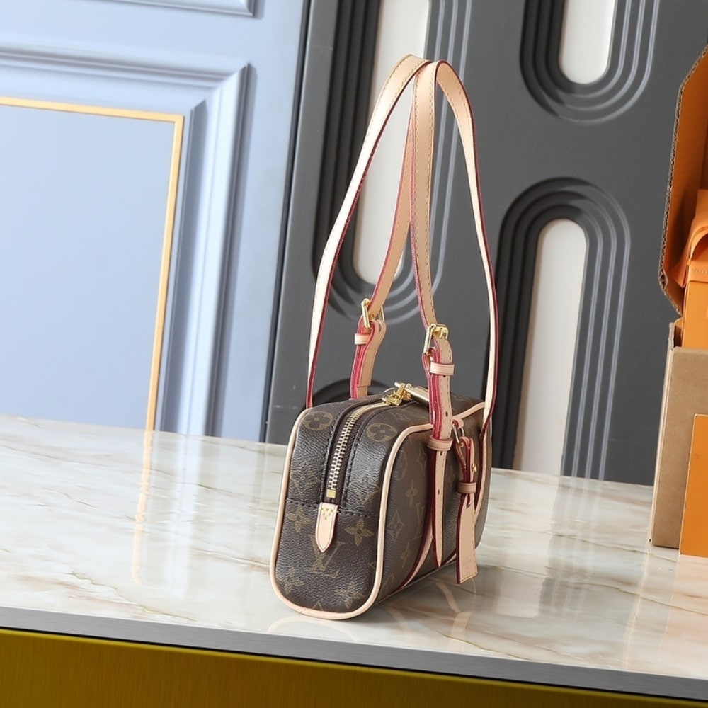Louis Vuitton Hang On Brown 26Cm M47031 - Image 3