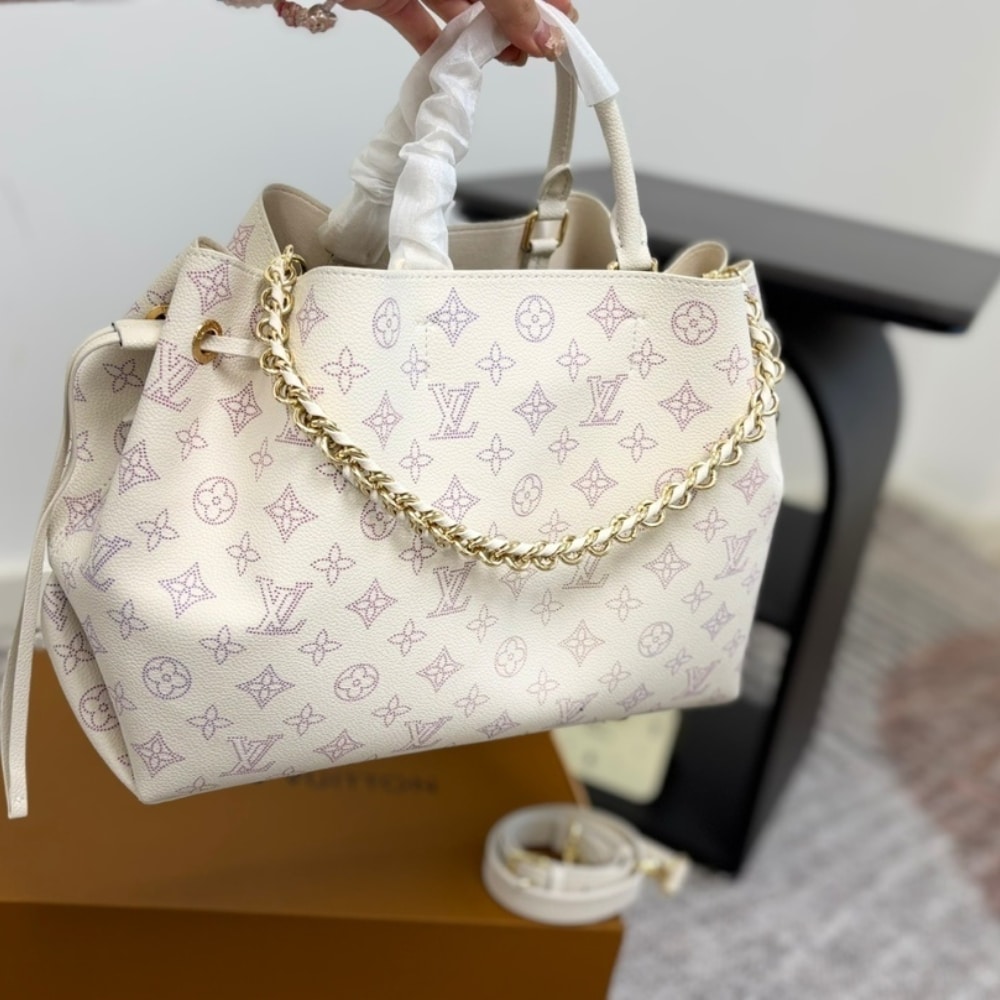 Louis Vuitton Bella Tote Dream Cream 33Cm M15116 - Image 3