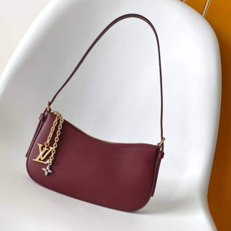 Alternative view of [Super Vip 1:1] Louis Vuitton Pochette Lv Bloom Red 29Cm M25650