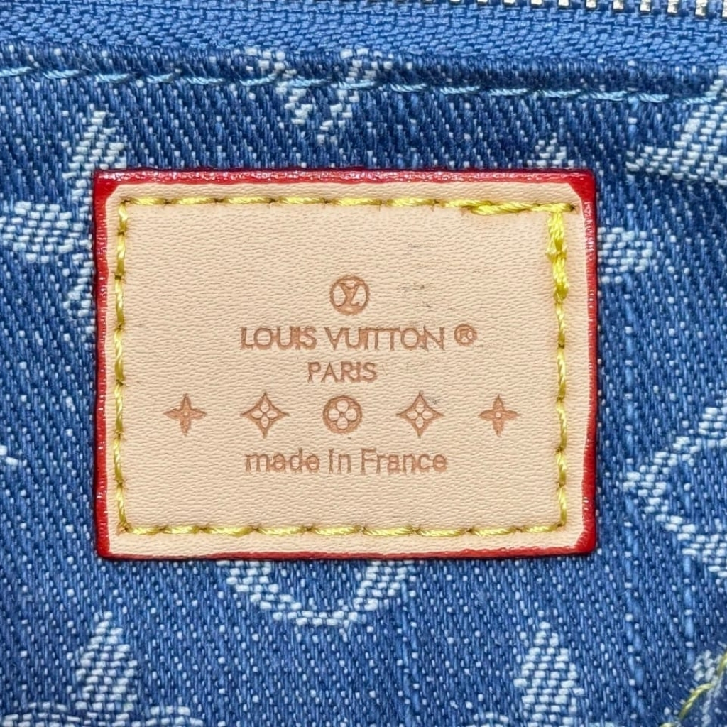 Louis Vuitton Onthego Lv Monogram Denim Tote Bag Light Blue 25Cm - Image 10