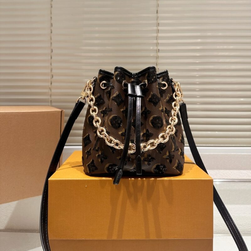 Alternative view of Louis Vuitton Noé BB Monogram Brown 22Cm M26284