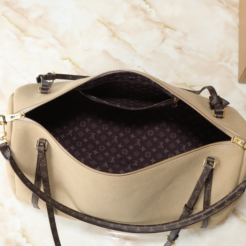 Louis Vuitton GM Express Travel Hazelnut 45Cm M26451 - Image 5