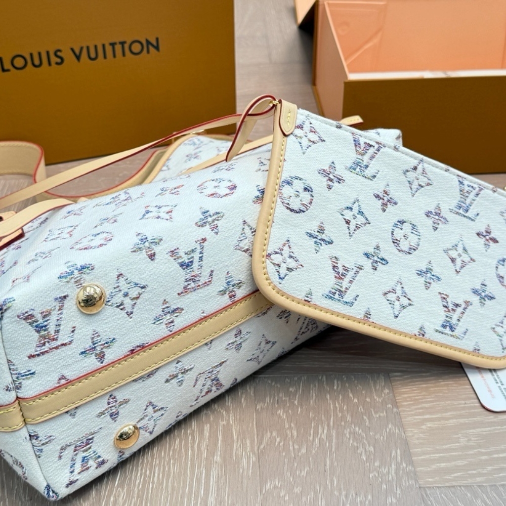 Louis Vuitton Carryall PM Multicolor Beige 29Cm M24707 - Image 7