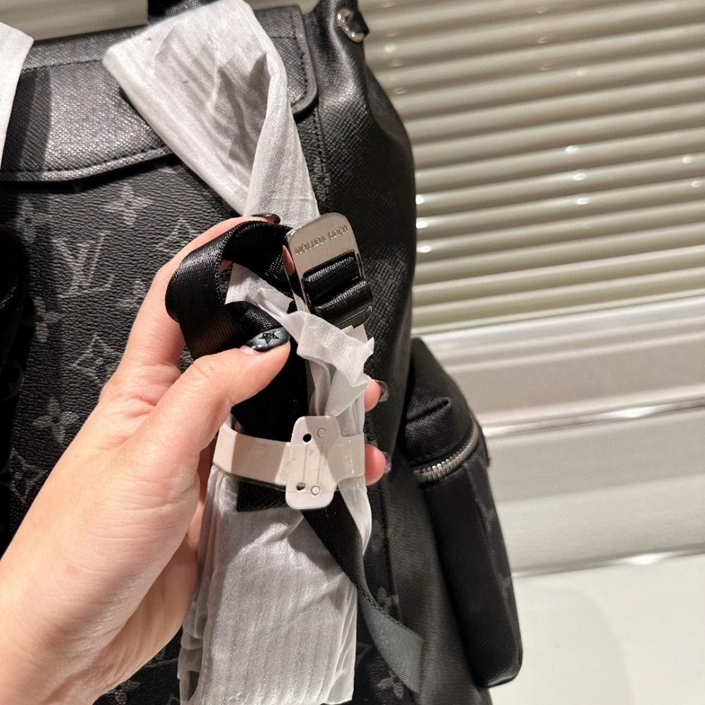 Louis Vuitton Lv Monogram Taigarama Outdoor Backpack Black 40Cm - Image 4