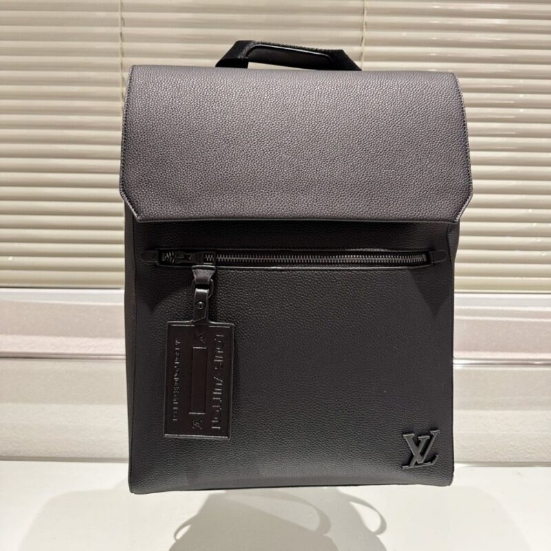 Alternative view of Louis Vuitton Fastline Backpack Black 40Cm M21367
