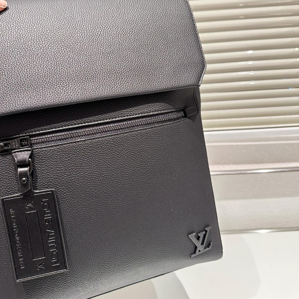 Louis Vuitton Fastline Backpack Black 40Cm M21367 - Image 9