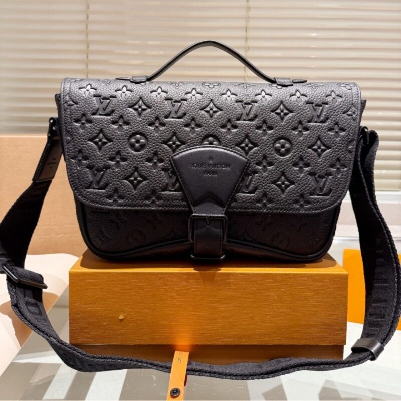 Alternative view of Louis Vuitton Messenger Crossbody Bag Monogram Black 29Cm