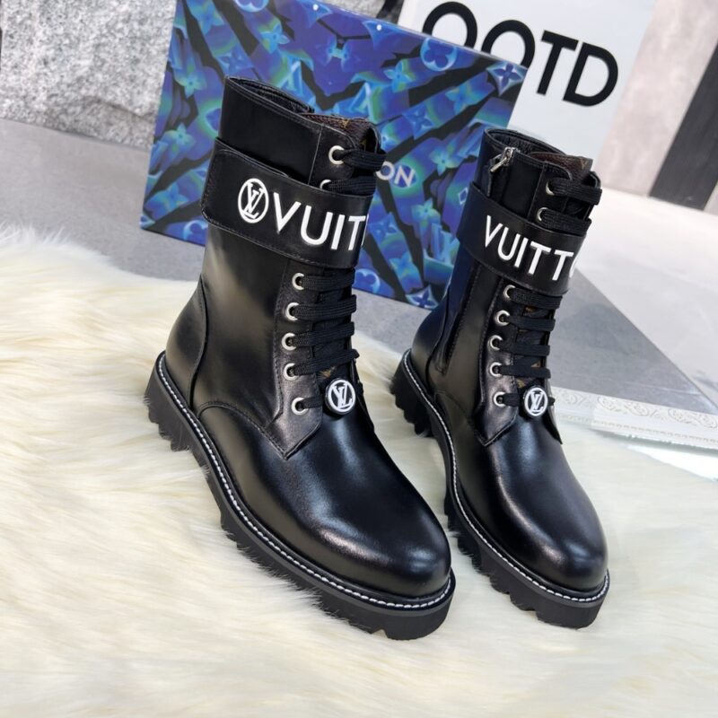 Alternative view of Louis Vuitton Territory Flat Ranger Boots Black 1A9Hae