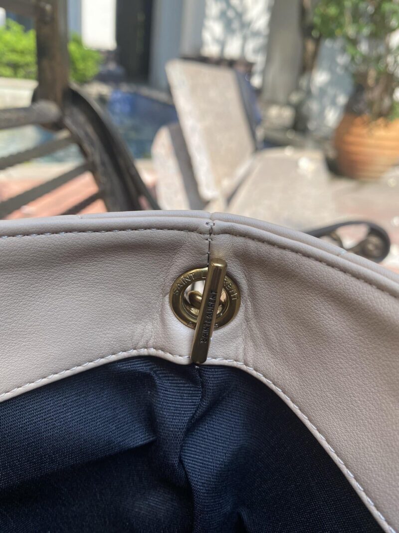 Alternative view of Ysl Icare Maxi Shopping Bag In Quilted 58Cm Light Beige