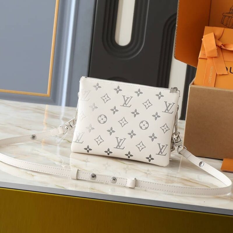 Alternative view of Louis Vuitton Coussin BB White 21Cm M11957
