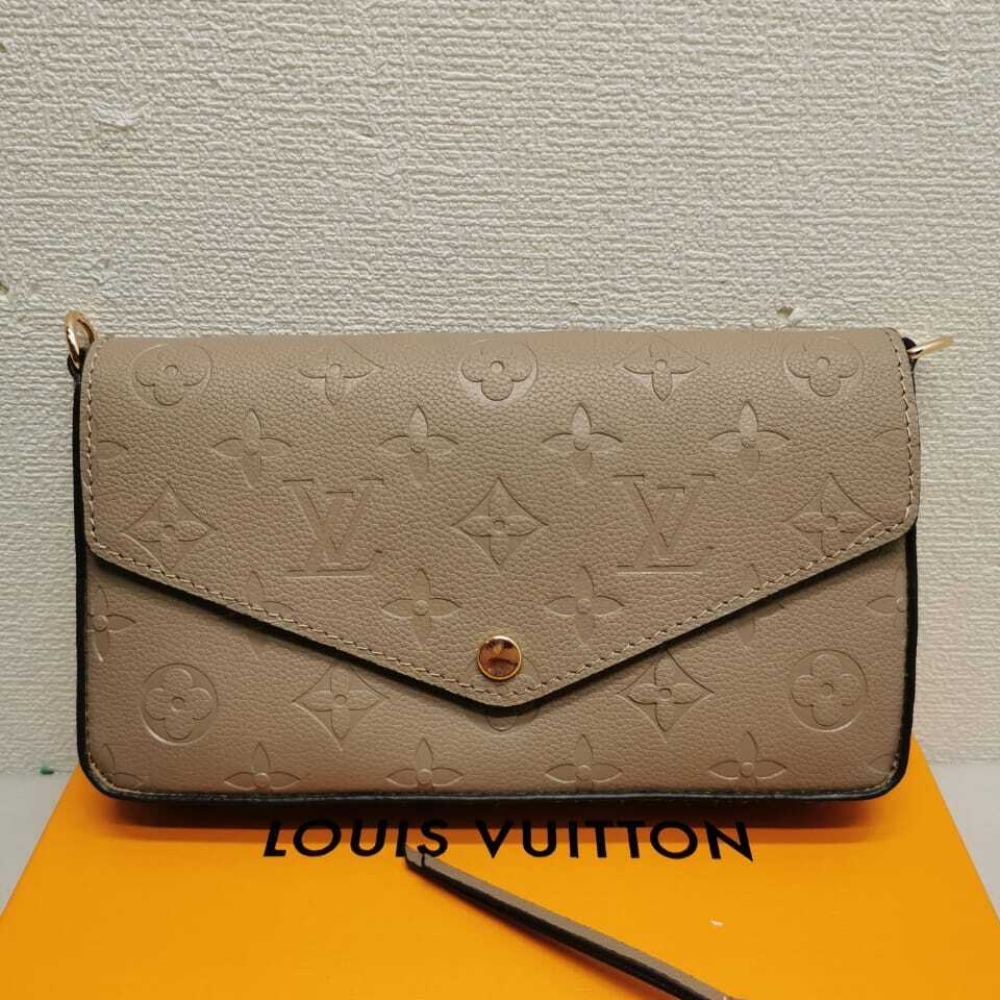 Louis Vuitton Felicie Pochette Monogram Bag Beige 21Cm M82609 - Image 2