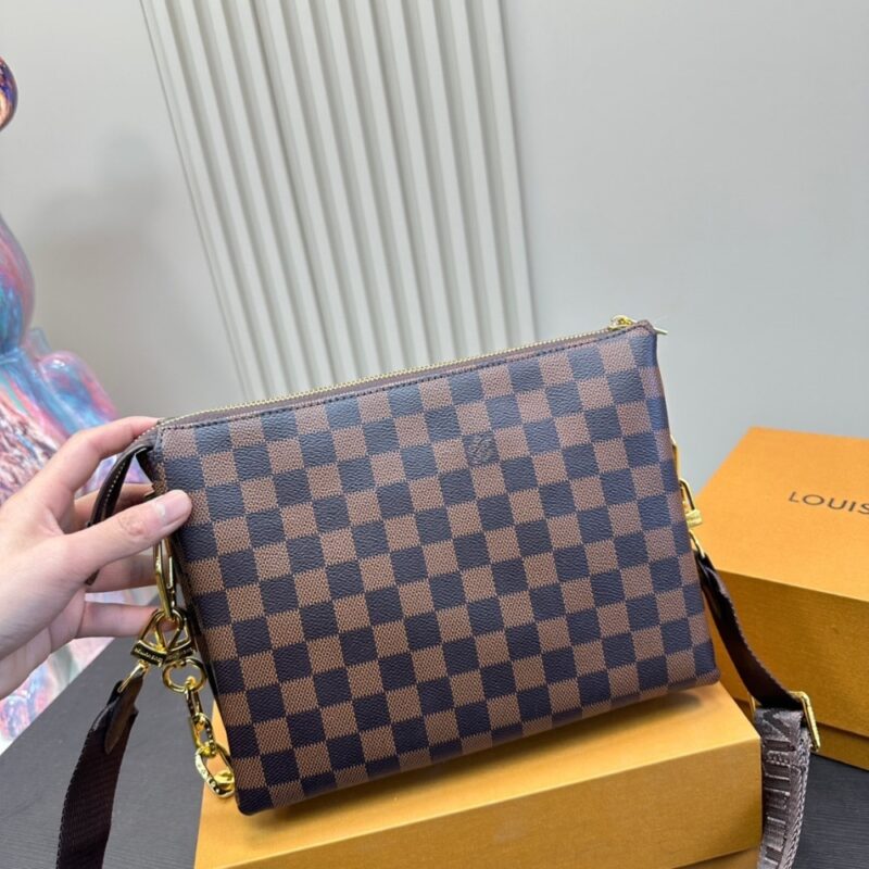 Alternative view of Louis Vuitton Coussin PM Leather 26Cm