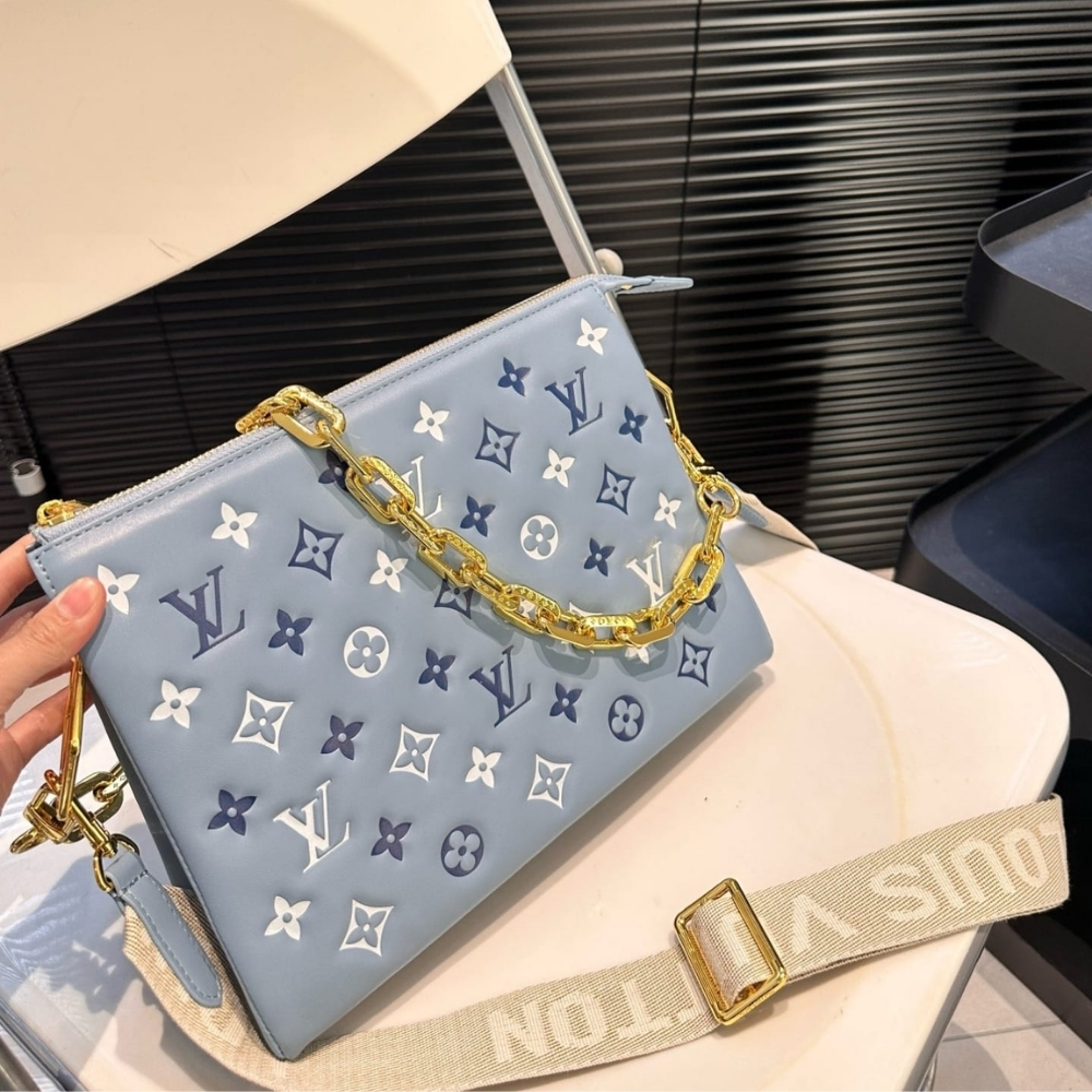 Louis Vuitton Coussin PM Coussin Bag Blue 26Cm M22953 - Image 3