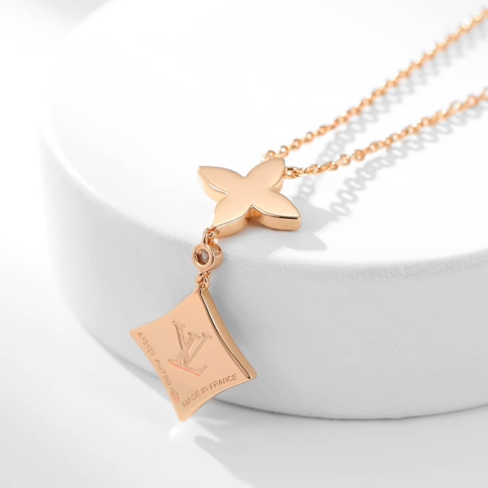 GIFT SET: LOUIS VUITTON FÉLICIE POCHETTE PINK And BLOSSOM DOUBLE STAR NECKLACE - Image 5