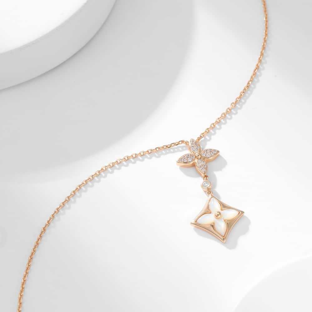 GIFT SET: LOUIS VUITTON FÉLICIE POCHETTE PINK And BLOSSOM DOUBLE STAR NECKLACE - Image 6