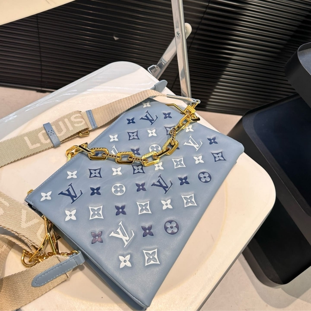Louis Vuitton Coussin PM Coussin Bag Blue 26Cm M22953 - Image 8