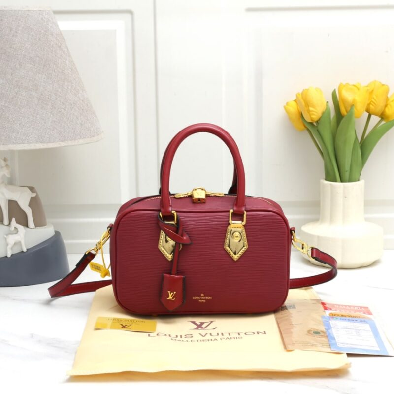 Alternative view of Louis Vuitton Voltaire Red 26Cm