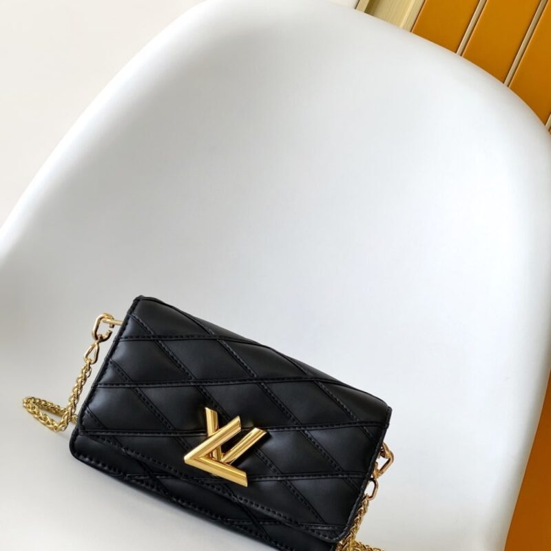 Alternative view of Louis Vuitton Wallet On Chain Go 14 Black M13139