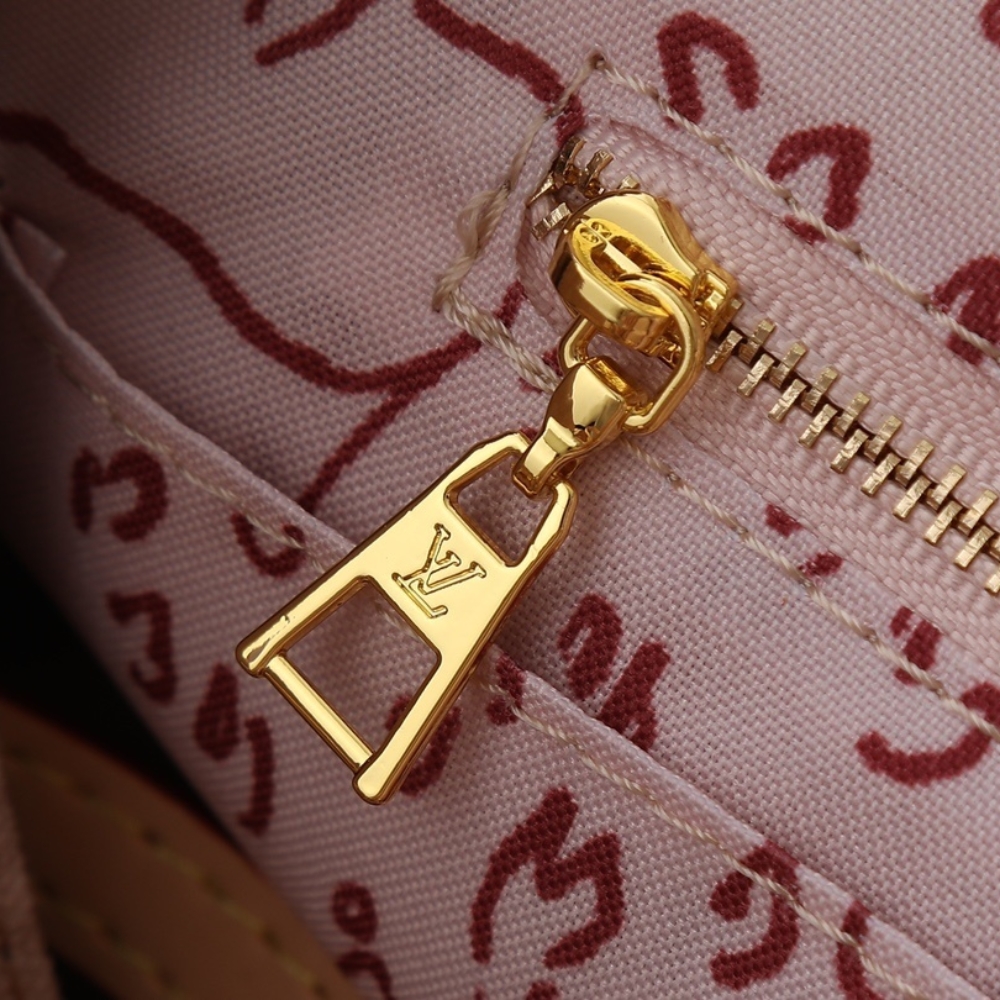 Louis Vuitton Onthego Organizer Meowgram Beige 37Cm M15136 - Image 8