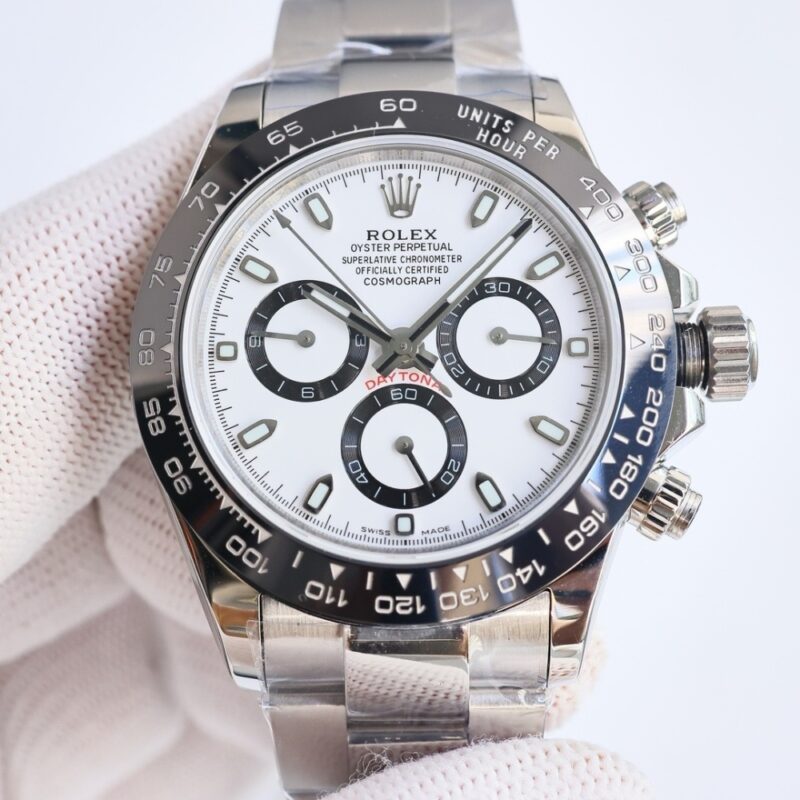 Alternative view of [Super Vip 1:1] Rolex Cosmograph Daytona Silver White 40Mm 126500Ln 0001