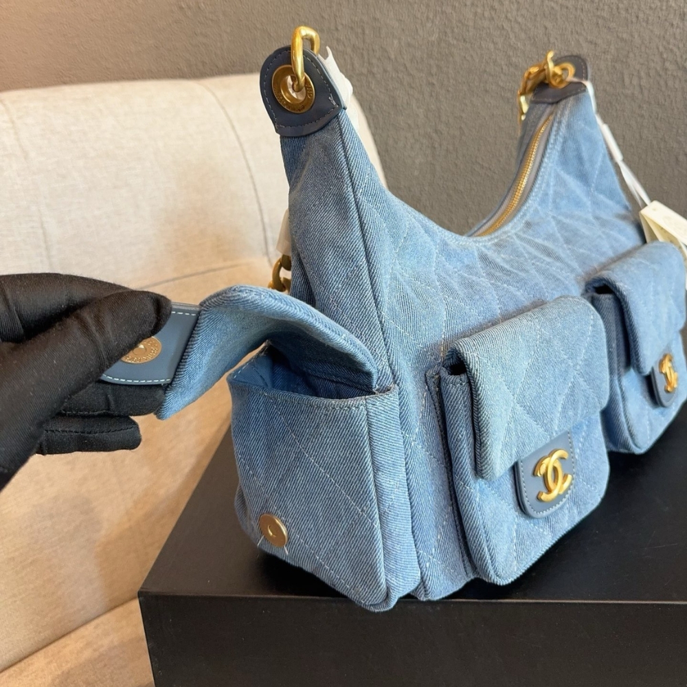 Chanel Large Hobo Bag Washed Denim And Gold Tone Metal Blue 31Cm AS5339 B19251 NG353 - Image 7