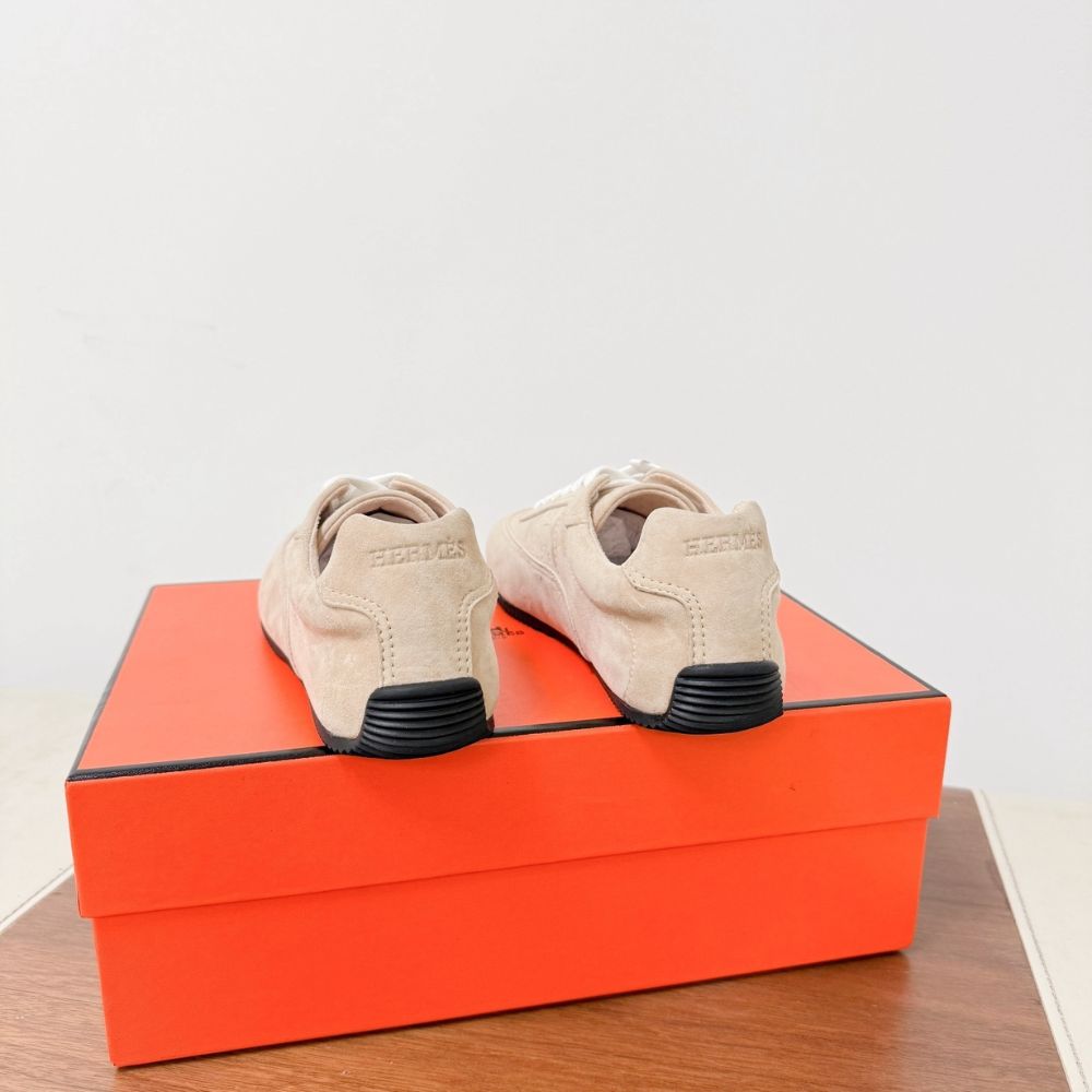 Hermes Master Sneaker Beige Perlino H261010Z DI370 - Image 3