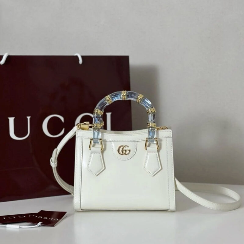 Alternative view of [Super Vip 1:1] Gucci Diana Mini Tote Bag White 20Cm 832936 Aaevs 9014